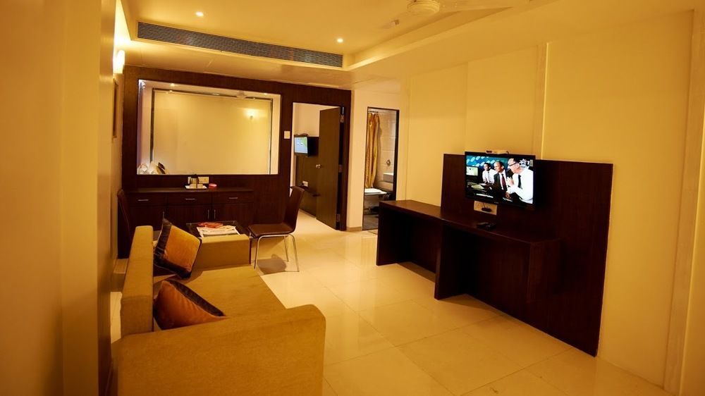 Hotel Golden View Shirdi Exterior foto