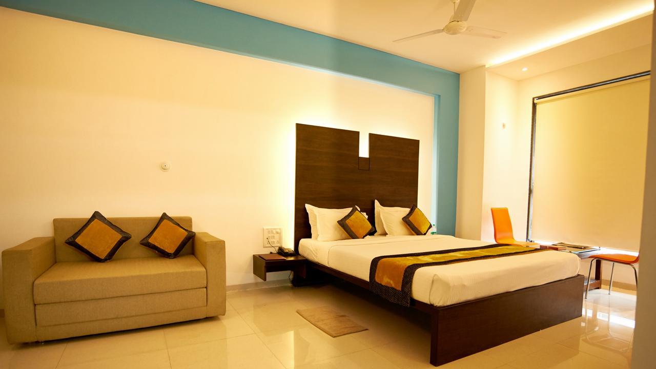 Hotel Golden View Shirdi Exterior foto